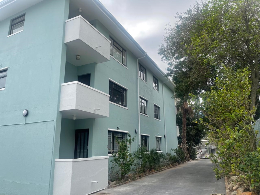 2 Bedroom Property for Sale in Sea Point Western Cape